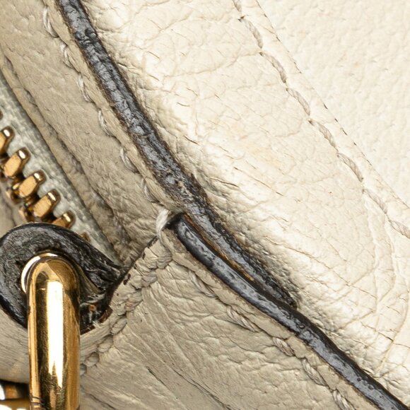 GUCCI Authentic Red Leather Shoulder Bag - Picture 4 of 10